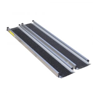 PORTABLE TELESCOPIC RAMP 120CM